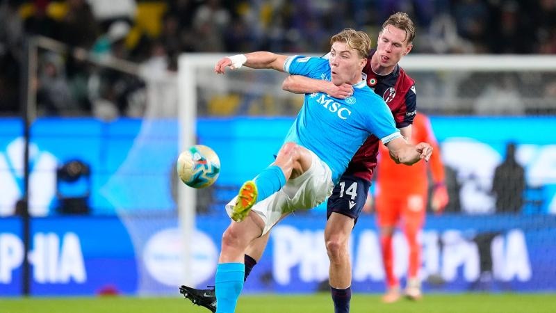 侧翼承担更 侧翼承担更